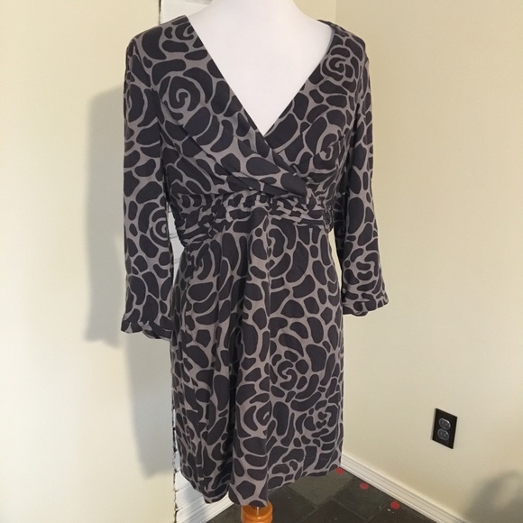 Boden Dresses & Skirts - Boden Rose Grey Faux Wrap Dress Floral 10